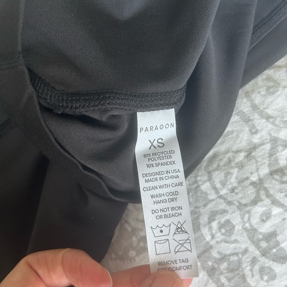 Sleeveless top Yoga Pants w/pockets Paragon
XS - Picture 5 of 6